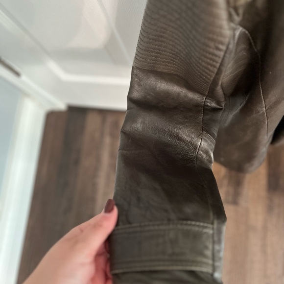 Leather Jacket - Picture 9 of 13